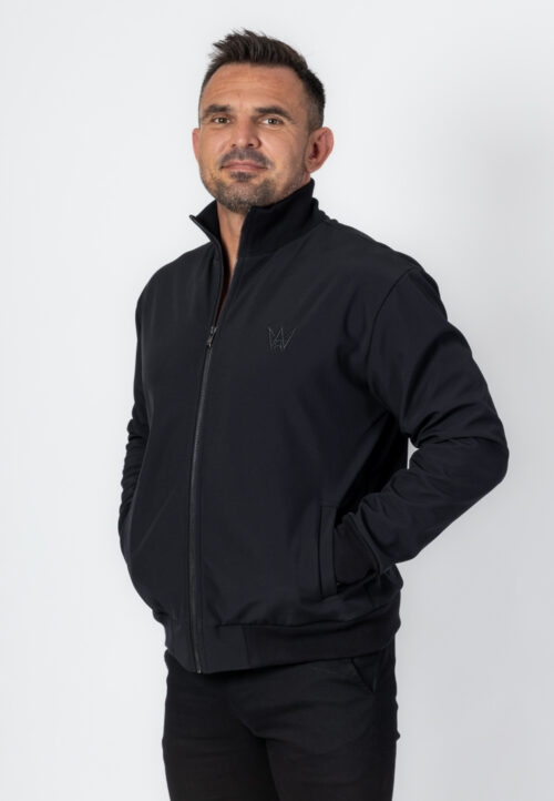Kurtka Czarna Softshell z Czarnym Zamkiem i Haftem
