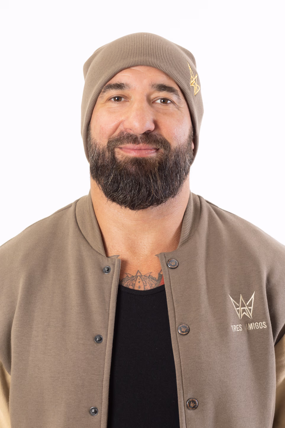 Bawełniana czapka zimowa w kolorze brązowym ze złotą haftowaną koroną