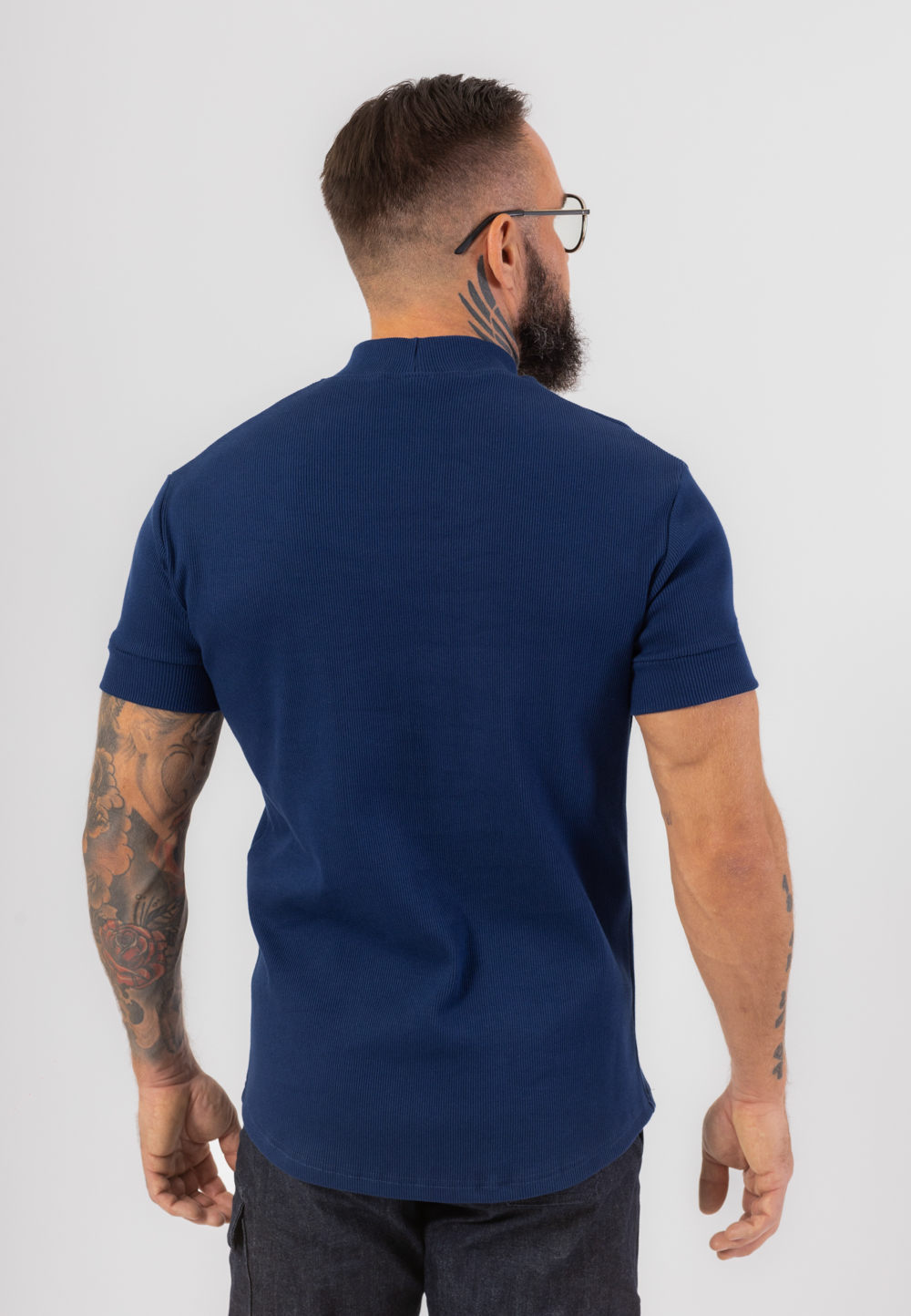 Golf z krótkim rękawem z bawełny prążkowanej w kolorze granatowym ze złotą haftowaną koroną