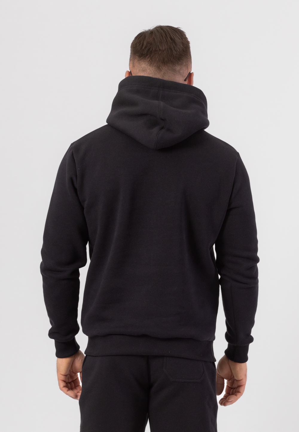 Gruba bawełniana bluza Grizzly z kapturem w kolorze czarnym i haftowaną koroną w kolorze złotym.