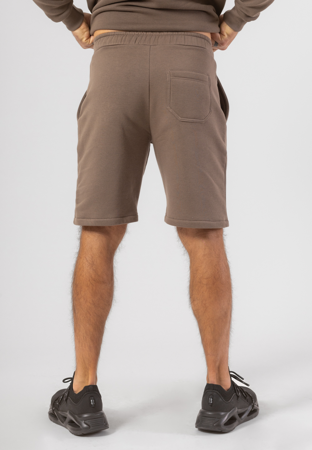 Krótkie spodenki bawełniane w kolorze brązowym ze złotą haftowaną koroną