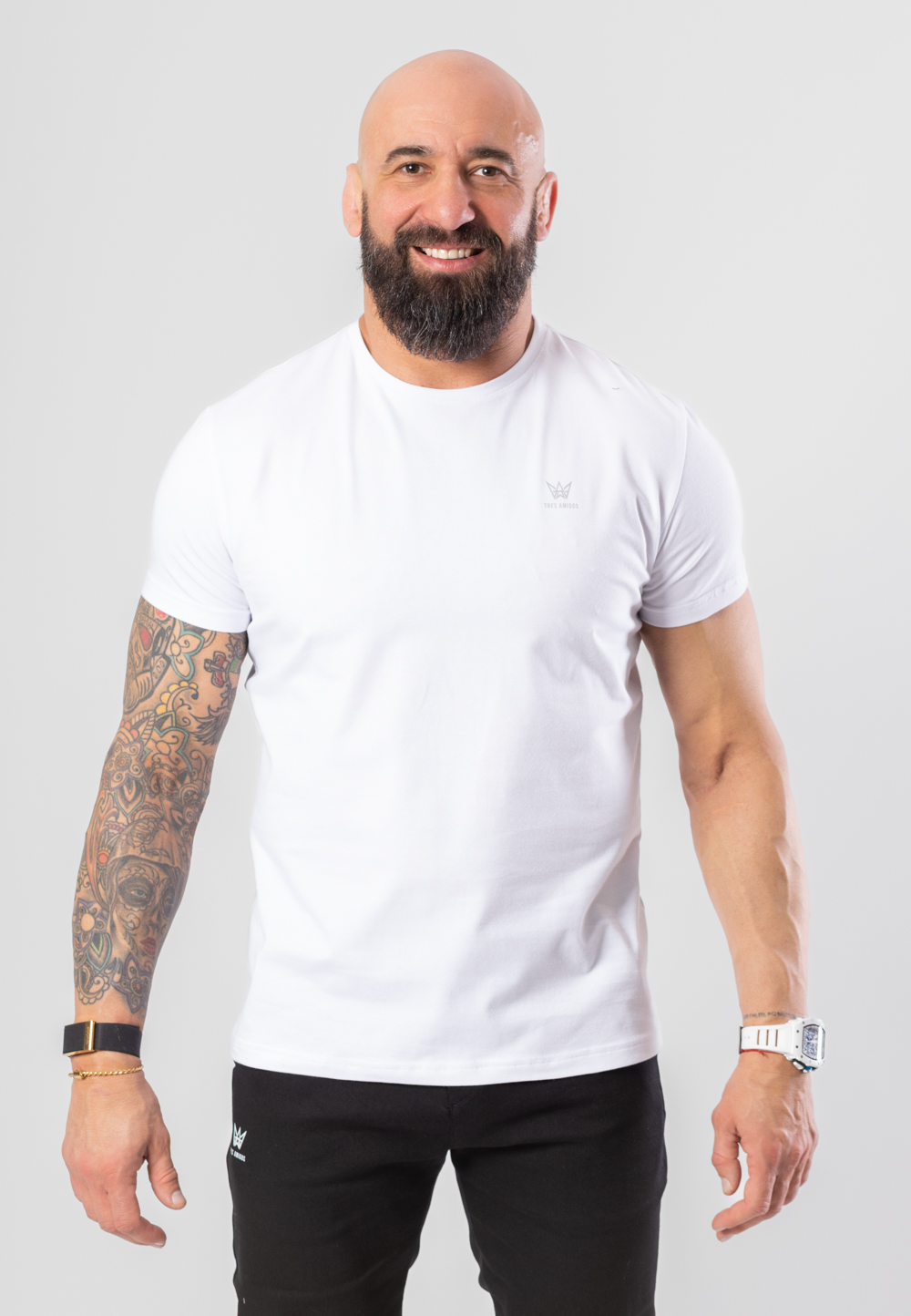 Koszulka Paco Slim z krótkim rękawem w kolorze białym z szarą drukowaną koroną.