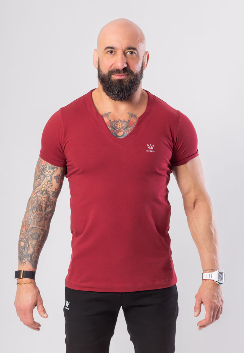 Koszulka z krótkim rękawem w kolorze bordowym z szarą drukowaną koroną.