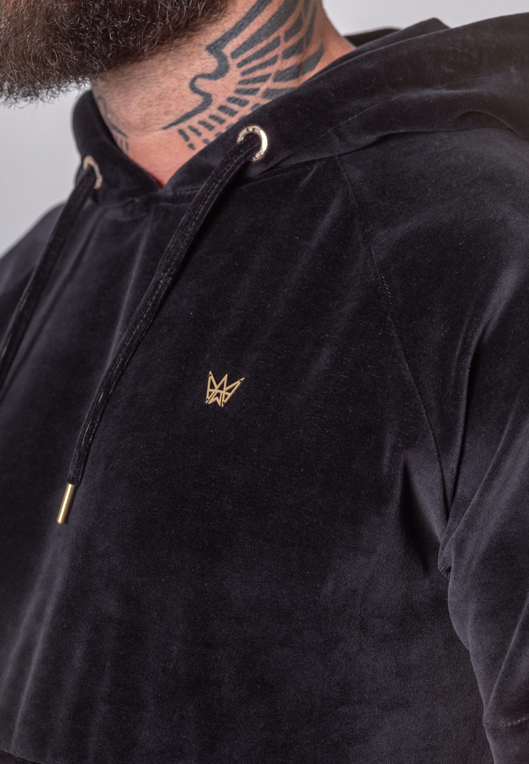 Welurowa Koszulka Z Kapturem - Czarna